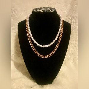 NWT Gold and Pearls inspired 2 Layers Necklace ✨GORGEOUS !! GREAT CHRISTMAS GIFT